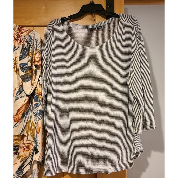 Lot of 2 Womens Plus Size 2X 100% Linen T shirts Stripe Floral - Picture 3 of 16